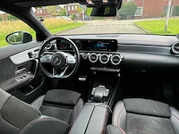 Mercedes-benz cla-klasse 180 amg business solution pano full options 1e eigenaar k-647-rg! - afbeelding 11 van  35