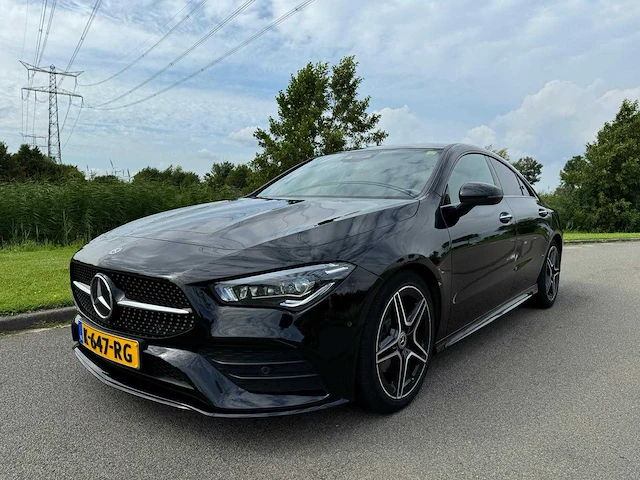 Mercedes-benz cla-klasse 180 amg business solution pano full options 1e eigenaar k-647-rg! - afbeelding 1 van  35