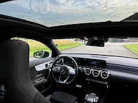 Mercedes-benz cla-klasse 180 amg business solution pano full options 1e eigenaar k-647-rg! - afbeelding 24 van  35
