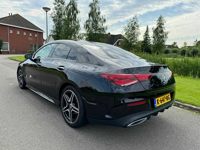 Mercedes-benz cla-klasse 180 amg business solution pano full options 1e eigenaar k-647-rg! - afbeelding 32 van  35