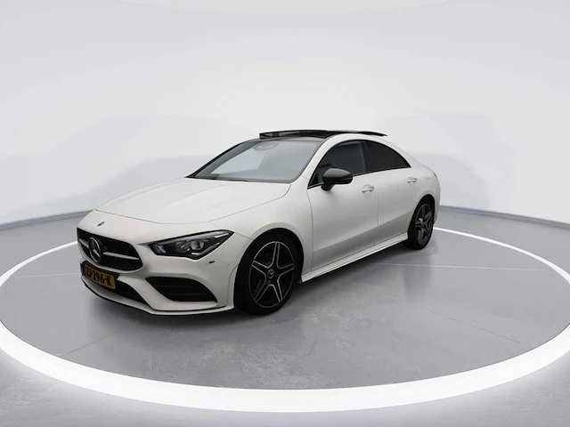 Mercedes-benz cla-klasse 180 business solution amg | zj-296-k - afbeelding 1 van  19