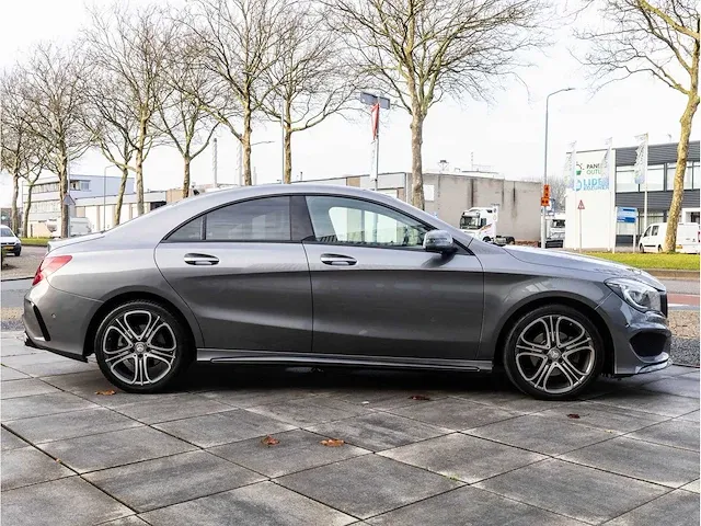 Mercedes-benz cla-klasse 180 cdi lease edition automaat 2015 amg pakket half leer xenon getint glas, 7-zng-26 - afbeelding 22 van  25
