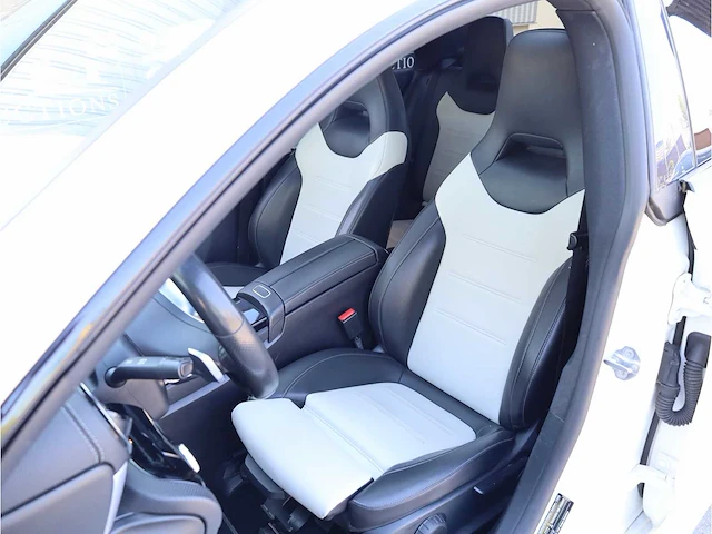 Mercedes-benz cla-klasse 180 d premium plus automaat 2019, gvt-84-p - afbeelding 5 van  38