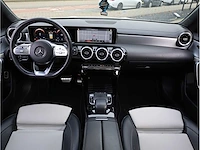 Mercedes-benz cla-klasse 180d automaat 2019 - afbeelding 7 van  30