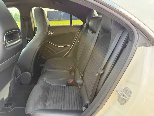 Mercedes-benz cla-klasse 200 ambition , ; 1-kdp-88 - afbeelding 17 van  20