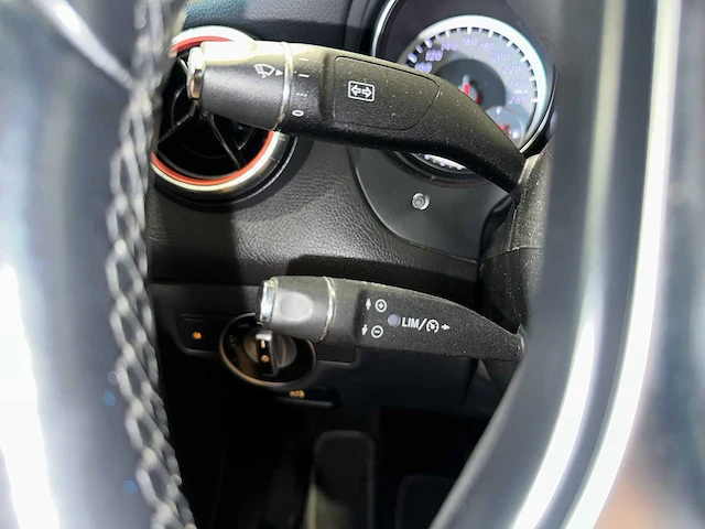 Mercedes-benz cla-klasse 200 ambition 3-sfz-98 - afbeelding 6 van  21