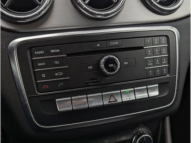 Mercedes-benz cla-klasse 200 amg | nx-491-x - afbeelding 9 van  34