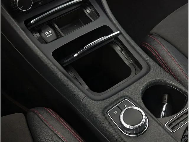 Mercedes-benz cla-klasse 200 amg | nx-491-x - afbeelding 11 van  34