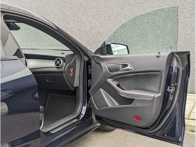 Mercedes-benz cla-klasse 200 amg | nx-491-x - afbeelding 19 van  34