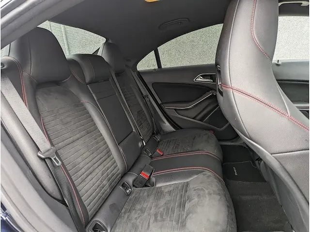 Mercedes-benz cla-klasse 200 amg | nx-491-x - afbeelding 24 van  34