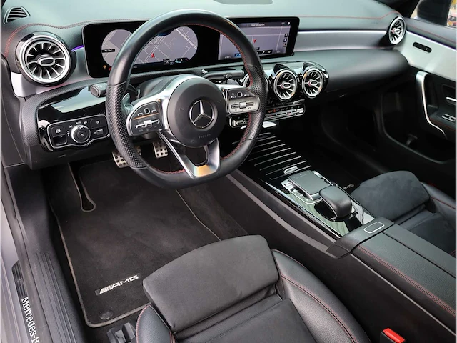 Mercedes-benz cla-klasse 200 business solution amg automaat 2019 origineel nl, g-294-fv - afbeelding 2 van  33