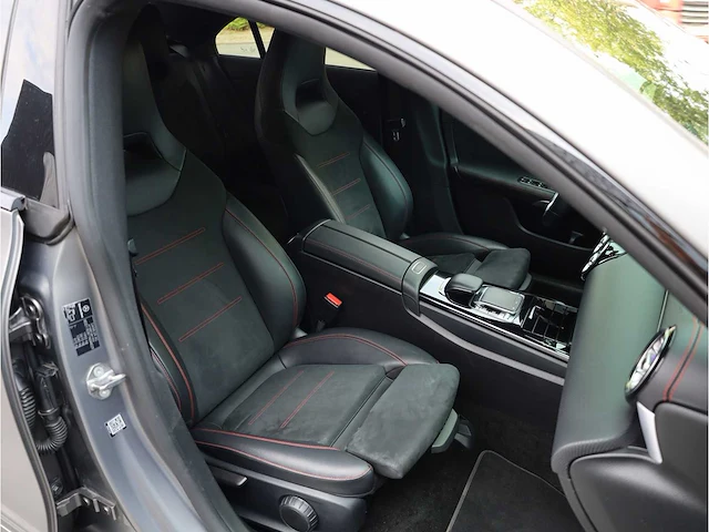 Mercedes-benz cla-klasse 200 business solution amg automaat 2019 origineel nl, g-294-fv - afbeelding 22 van  33