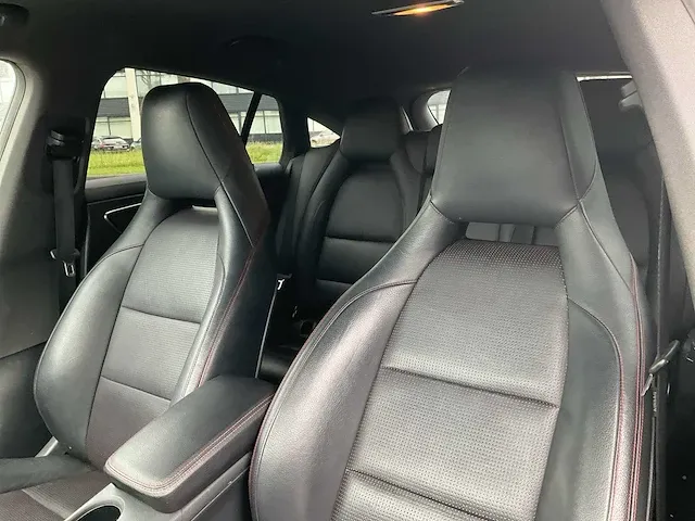 Mercedes-benz cla-klasse 200 d ambition automaat 2015, hn-660-v - afbeelding 2 van  34