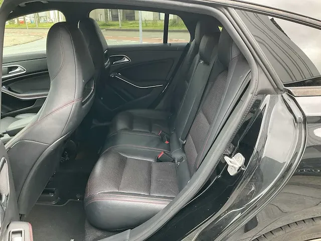 Mercedes-benz cla-klasse 200 d ambition automaat 2015, hn-660-v - afbeelding 27 van  34