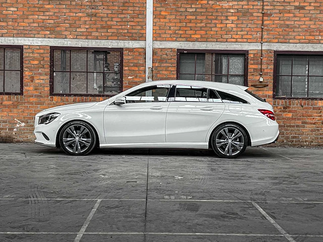 Mercedes-benz cla-klasse shooting brake 180 d lease ed. plus 109pk 2017, nk-124-s - afbeelding 15 van  51