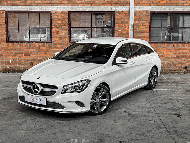 Mercedes-benz cla-klasse shooting brake 180 d lease ed. plus 109pk 2017, nk-124-s - afbeelding 2 van  51