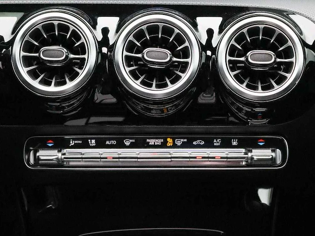 Mercedes-benz cla-klasse shooting brake 250 e business solution amg limited - 2020 | k-831-hv - afbeelding 5 van  17