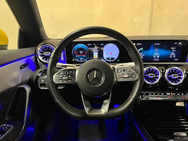 Mercedes-benz cla180 amg business solution 136pk 2020 orig-nl cla-klasse, h-085-fv - afbeelding 30 van  64