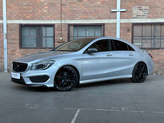 Mercedes-benz cla180 prestige comfort 122pk 2015 cla-klasse, t-229-lt - afbeelding 1 van  47