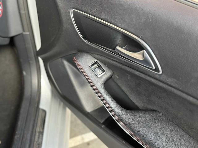 Mercedes-benz cla180 prestige comfort 122pk 2015 cla-klasse, t-229-lt - afbeelding 40 van  47