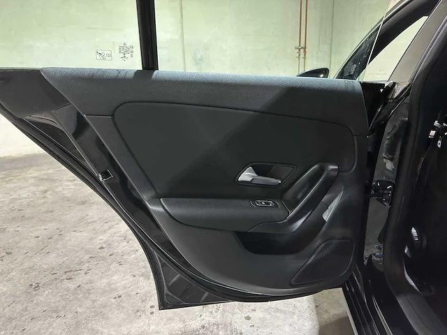 Mercedes-benz cla200 d advantage cla-klasse shooting brake 150pk 2021 (origineel-nl), k-136-hk - afbeelding 28 van  44