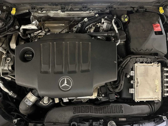 Mercedes-benz cla200 d advantage cla-klasse shooting brake 150pk 2021 (origineel-nl), k-136-hk - afbeelding 38 van  44