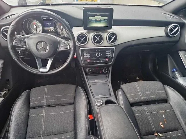 Mercedes-benz cla200 edition 1 automaat, h-067-xx - afbeelding 12 van  15