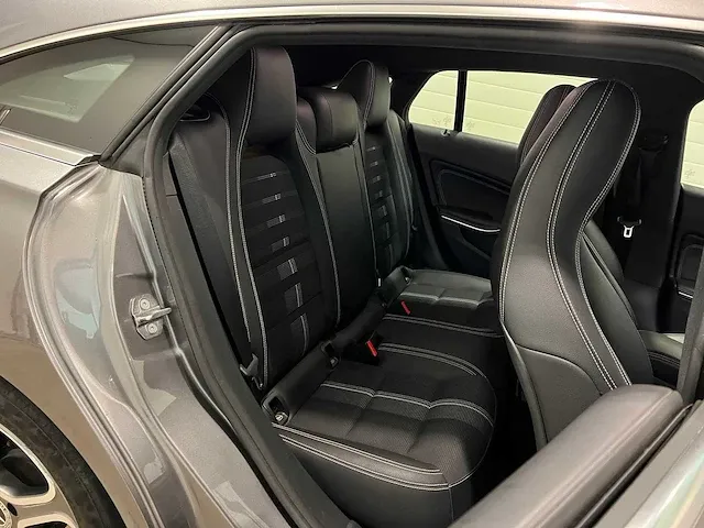 Mercedes-benz cla200d business solution 136pk 2018 cla-klasse shooting brake, x-716-zh - afbeelding 48 van  66