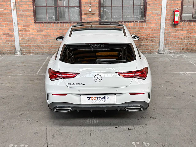 Mercedes-benz cla250 e amg limited business solution 160pk 2020 cla-klasse shooting brake plug-in hybrid, j-472-vn - afbeelding 11 van  69