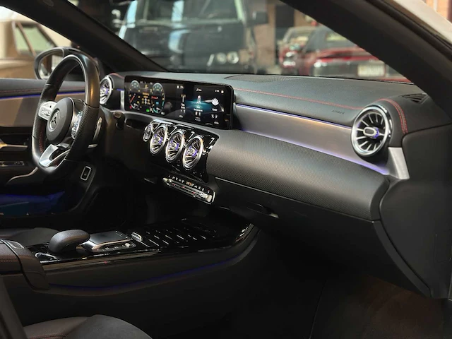 Mercedes-benz cla250 e amg limited business solution 160pk 2020 cla-klasse shooting brake plug-in hybrid, j-472-vn - afbeelding 57 van  69