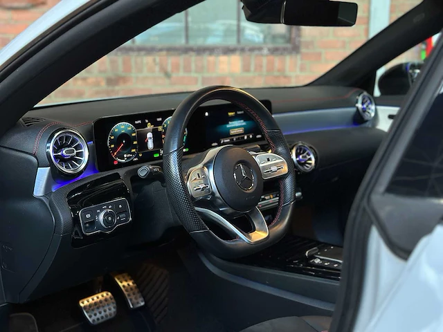 Mercedes-benz cla250 e amg limited business solution 160pk 2020 cla-klasse shooting brake plug-in hybrid, j-472-vn - afbeelding 28 van  68