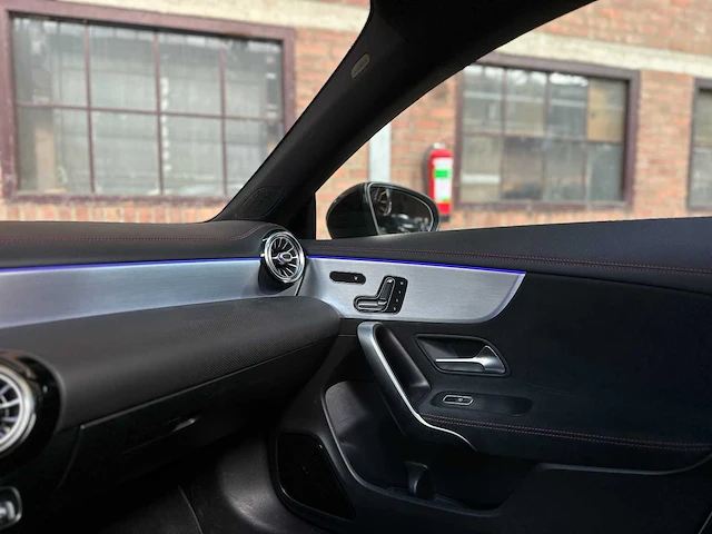 Mercedes-benz cla250 e amg limited business solution 160pk 2020 cla-klasse shooting brake plug-in hybrid, j-472-vn - afbeelding 44 van  68