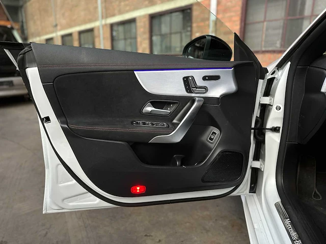 Mercedes-benz cla250 e amg limited business solution 160pk 2020 cla-klasse shooting brake plug-in hybrid, j-472-vn - afbeelding 48 van  68