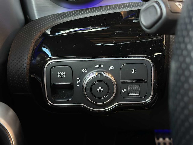 Mercedes-benz cla250 e amg limited business solution 160pk 2020 cla-klasse shooting brake plug-in hybrid, j-472-vn - afbeelding 35 van  68