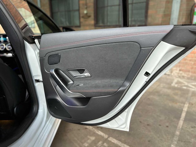 Mercedes-benz cla250 e amg limited business solution 160pk 2020 cla-klasse shooting brake plug-in hybrid, j-472-vn - afbeelding 54 van  68
