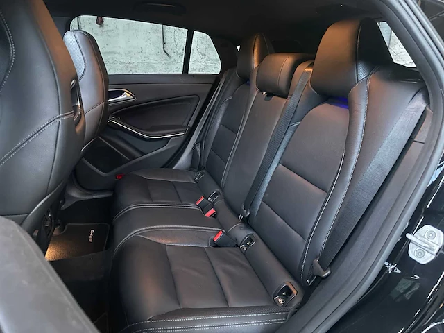 Mercedes-benz cla45 amg 4matic ambition 381pk 2017 cla-klasse shooting brake, l-823-dz - afbeelding 36 van  59