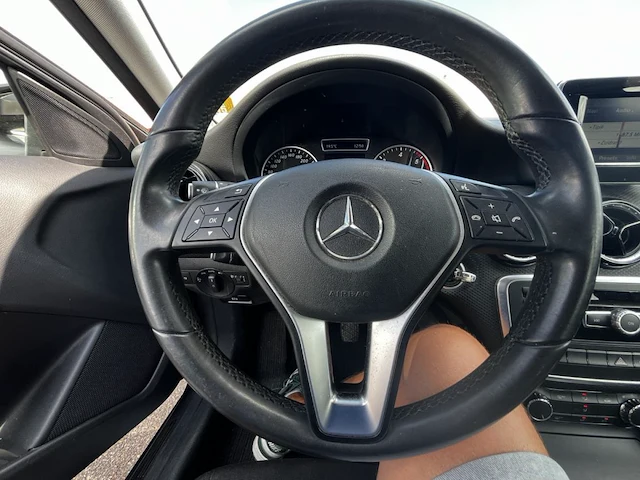 Mercedes-benz classe a (w176) a 180 cdi be edition 109,2013 - afbeelding 2 van  25