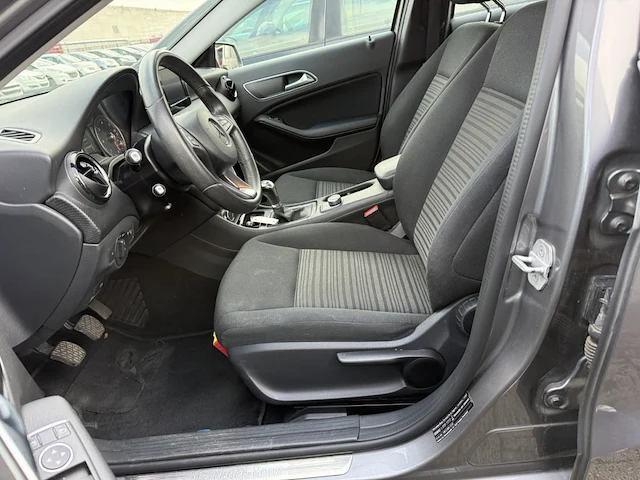 Mercedes-benz classe a (w176) a 180 d be edition 109,2017 - afbeelding 23 van  25