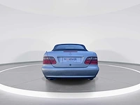 Mercedes-benz clk-klasse cabrio 200 avantgarde car 2000 | 50-jpg-6 i - afbeelding 19 van  21