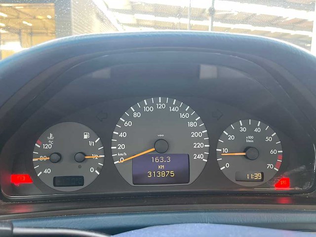 Mercedes-benz clk-klasse coupé 200 avantgarde , 70-ds-kr - afbeelding 18 van  19