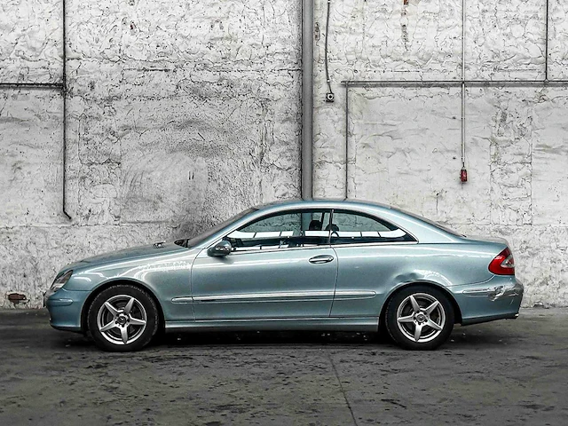 Mercedes-benz clk-klasse coupé 240 avantgarde 170pk 2002, l-564-pn - afbeelding 14 van  27