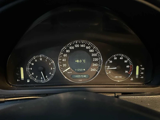 Mercedes-benz clk-klasse coupé 240 avantgarde 170pk 2002, l-564-pn - afbeelding 19 van  27