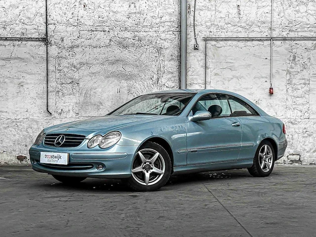 Mercedes-benz clk-klasse coupé 240 avantgarde 170pk 2002, l-564-pn - afbeelding 1 van  27