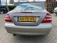 Mercedes-benz clk-klasse coupé personenauto - afbeelding 18 van  21