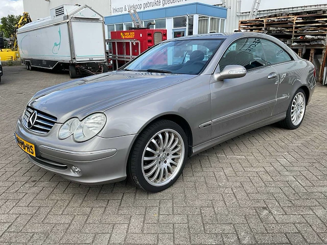 Mercedes-benz clk-klasse coupé personenauto - afbeelding 21 van  21