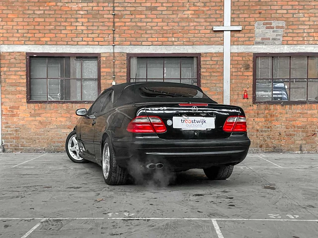 Mercedes-benz clk55 amg cabriolet 5.4 v8 367pk 2002 clk-klasse youngtimer - afbeelding 5 van  34