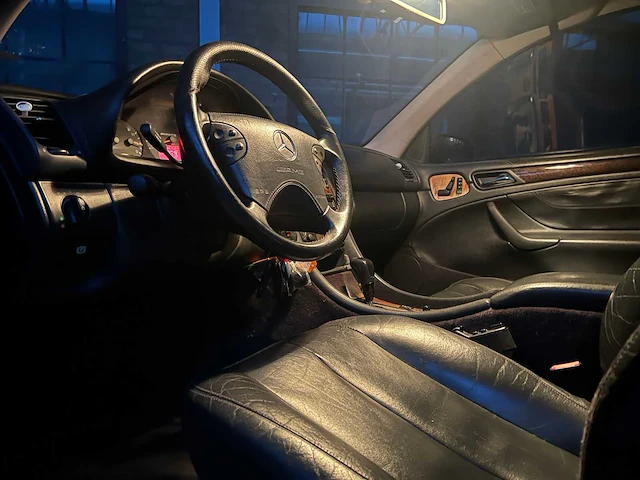 Mercedes-benz clk55 amg cabriolet 5.4 v8 367pk 2002 clk-klasse youngtimer - afbeelding 10 van  34