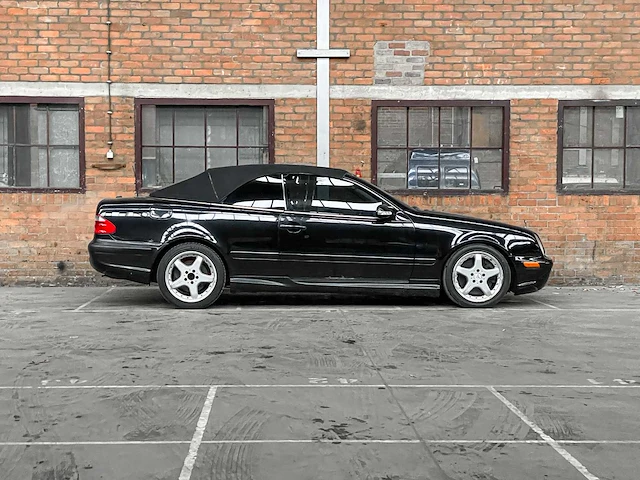 Mercedes-benz clk55 amg cabriolet 5.4 v8 367pk 2002 clk-klasse youngtimer - afbeelding 33 van  34