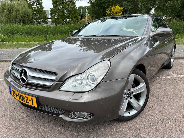 Mercedes-benz cls350 cgi prestige plus automaat; 29-hrz-1 - afbeelding 1 van  19