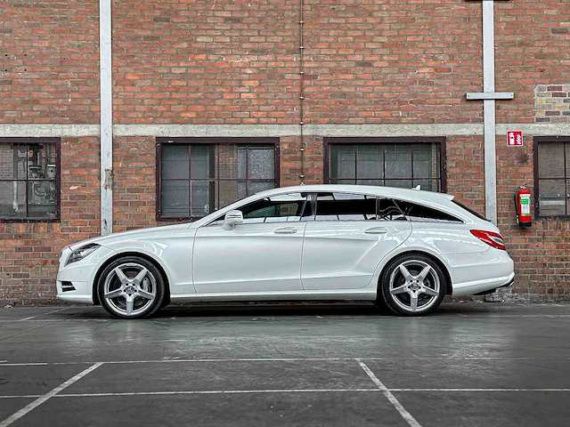 Mercedes-benz cls500 4matic shooting brake 4.7 v8 408pk 2013 cls-klasse - afbeelding 9 van  46